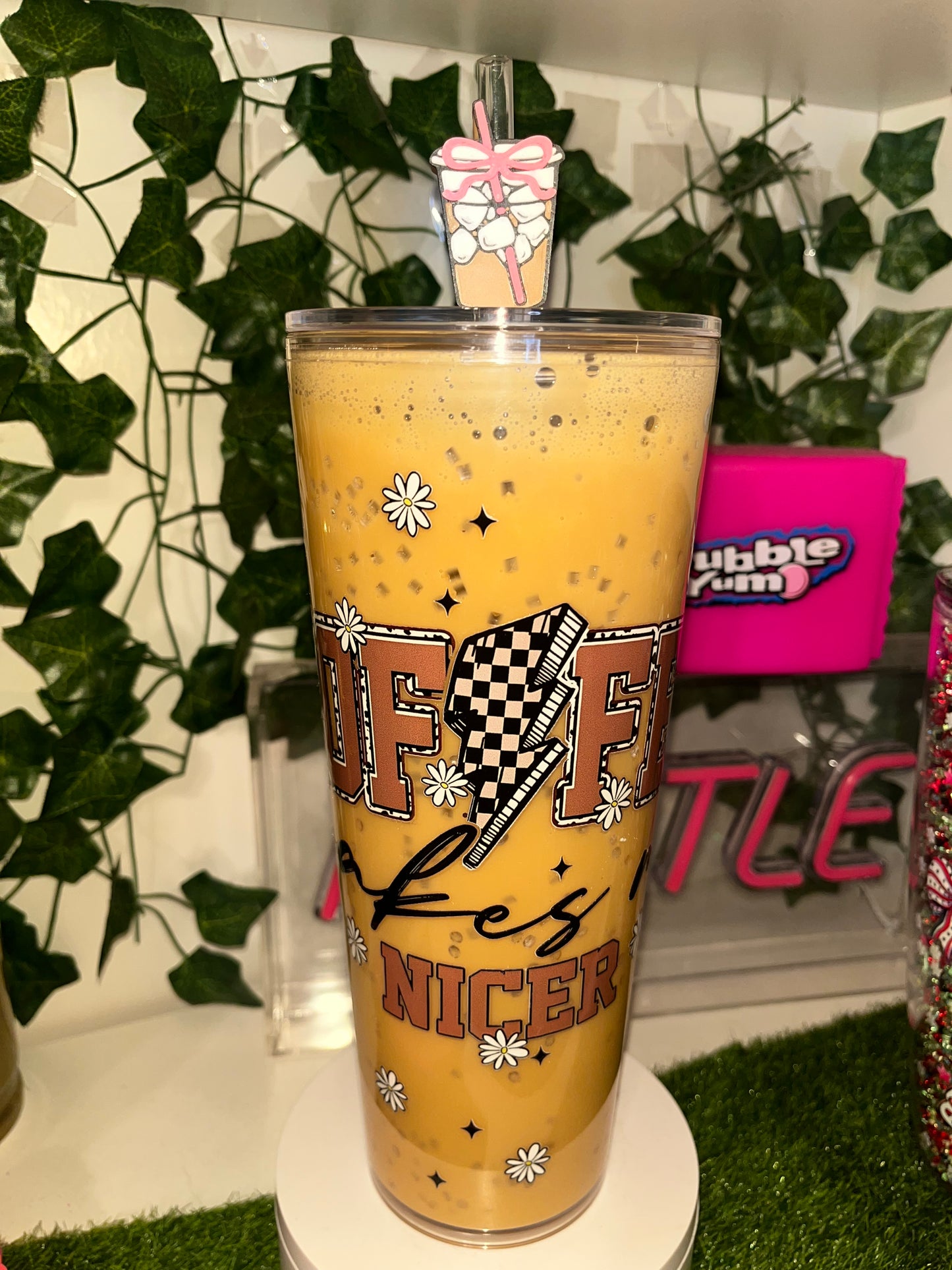 24oz iced coffee & 3d straw topper