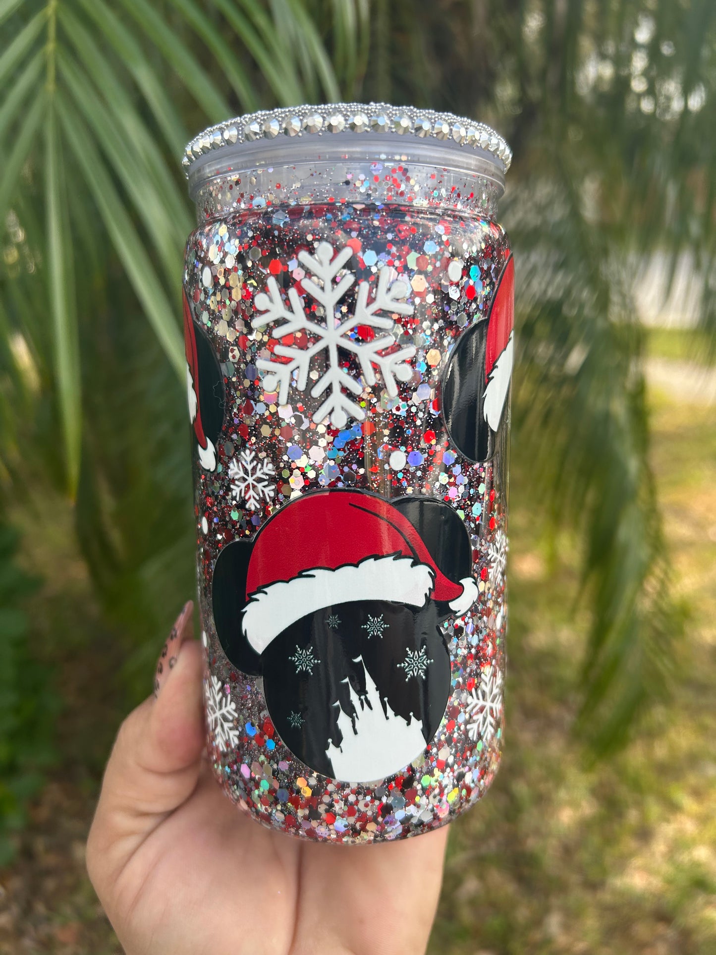 16oz Minnie castle snow globe