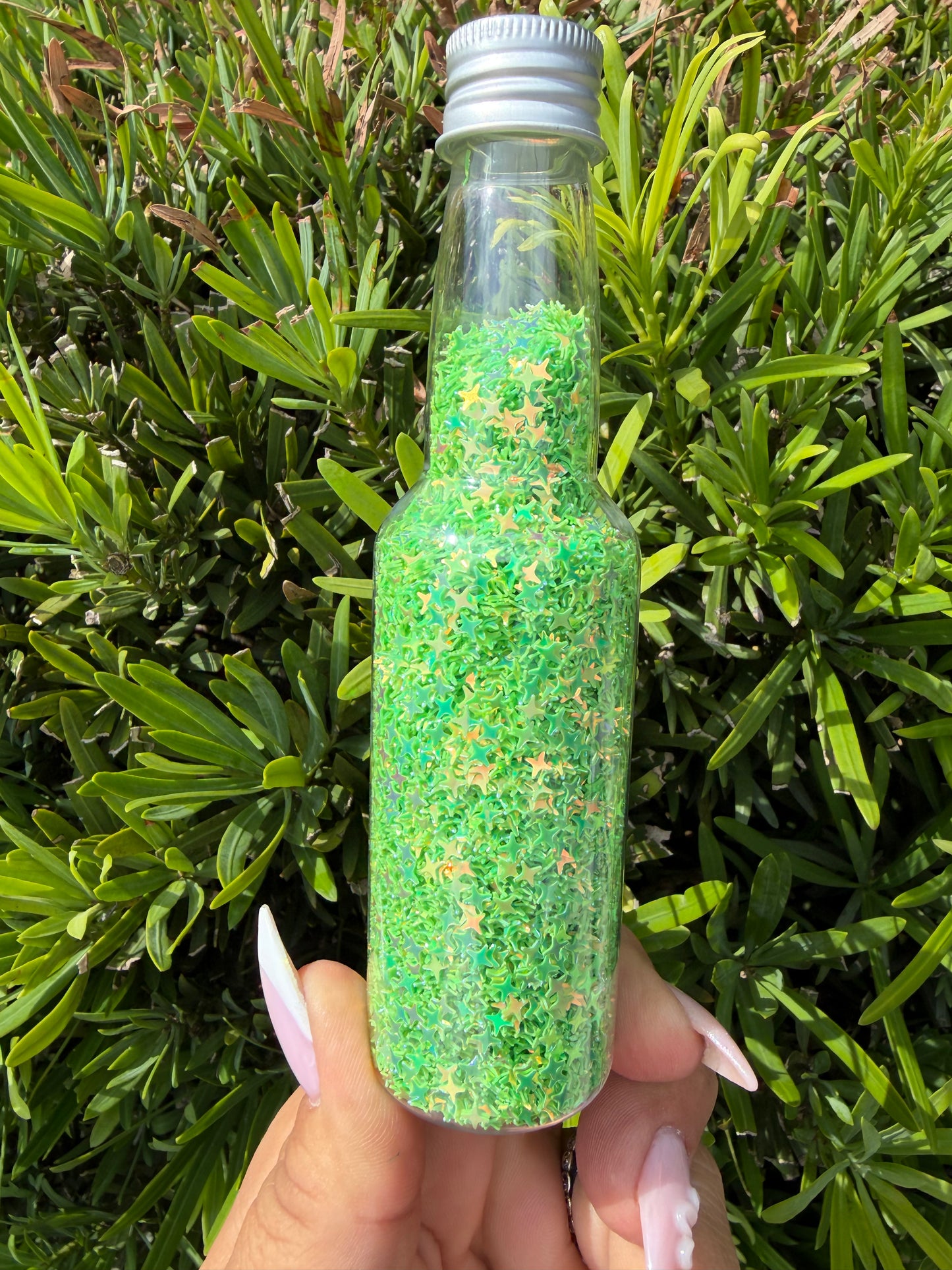 Green galaxy stars