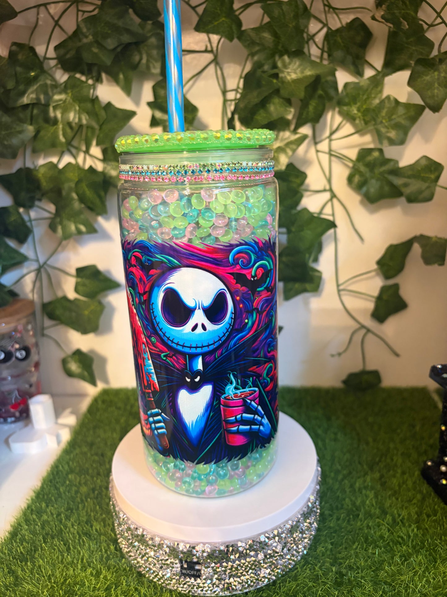 20oz Sally glow in dark