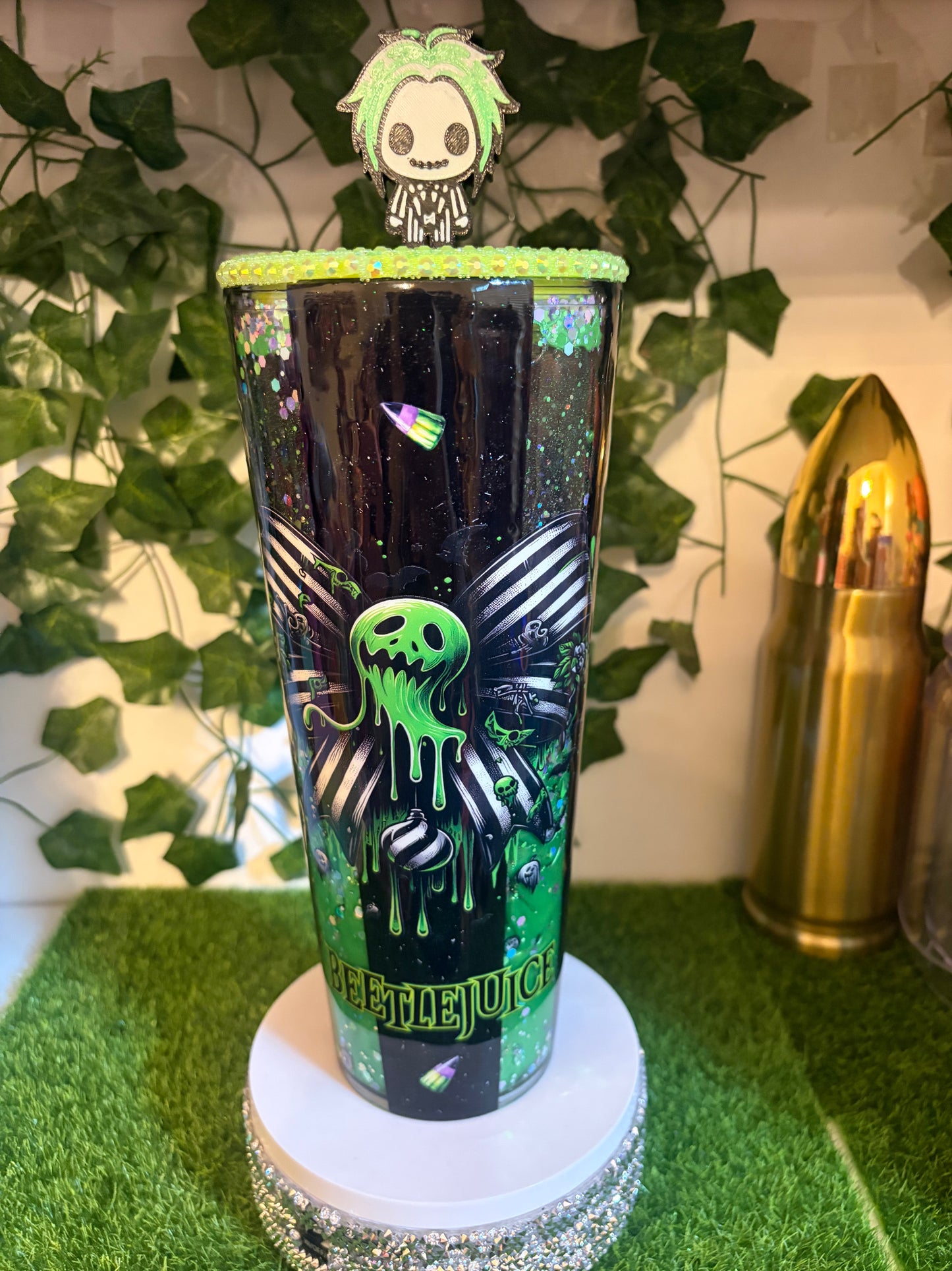 24oz beetlejuice epoxy Snowglobe